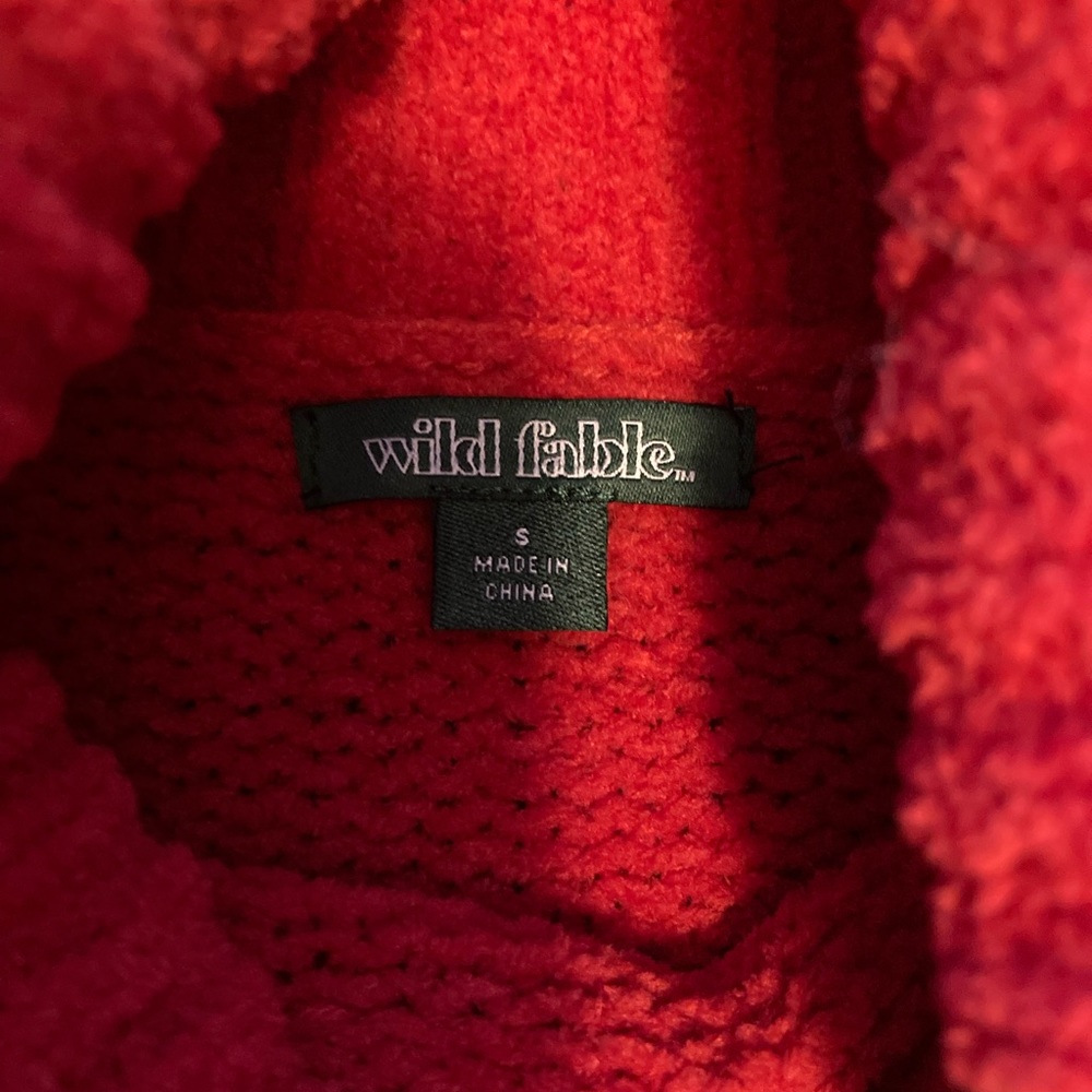 pullover Sweater - Picture 7 of 9